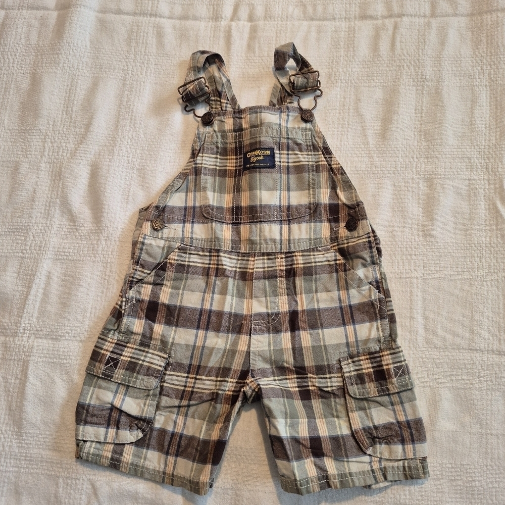 Oshkosh boys 18 months shorts overalls, green & brown plaid VGUC